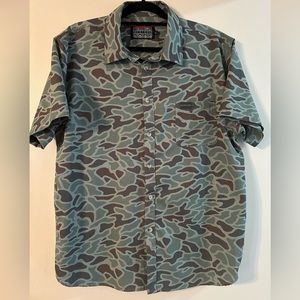 Burlebo XL, green camo print,short sleeve, button up shirt